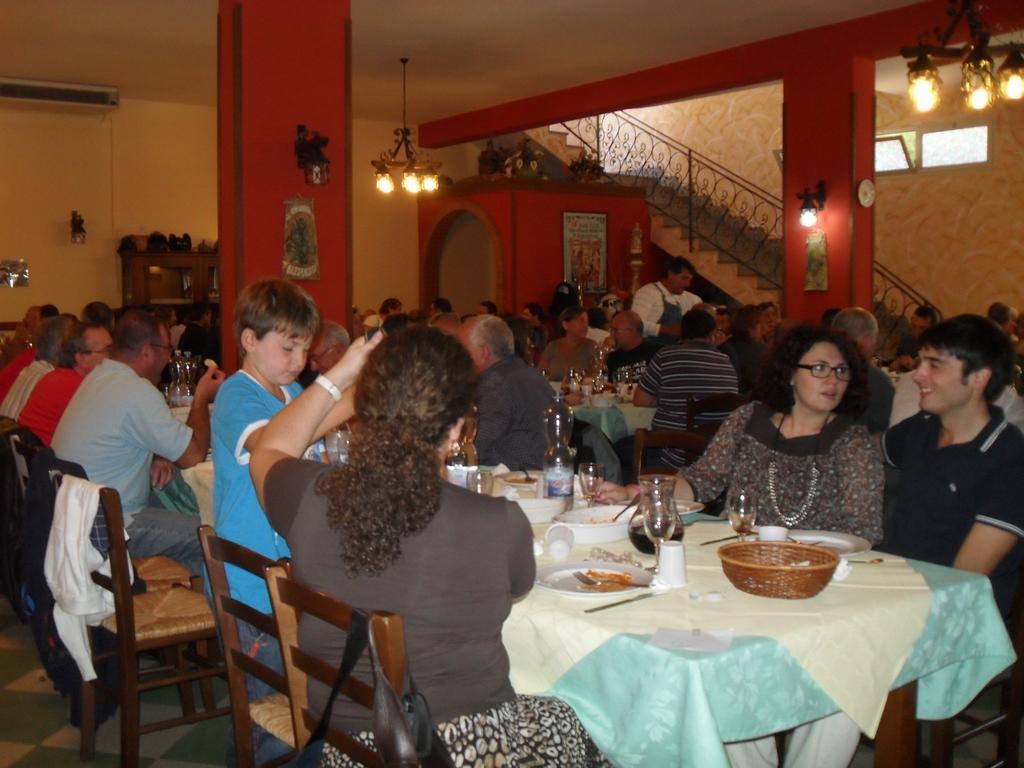 Agriturismo La Targa Buonfornello ภายนอก รูปภาพ