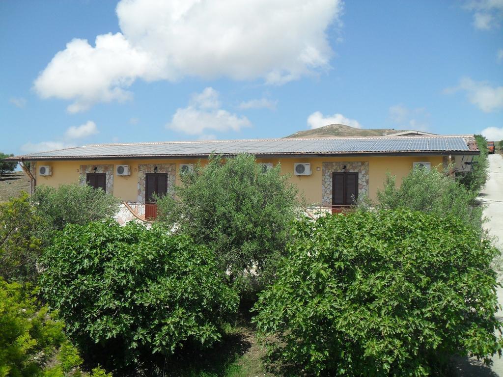 Agriturismo La Targa Buonfornello ภายนอก รูปภาพ