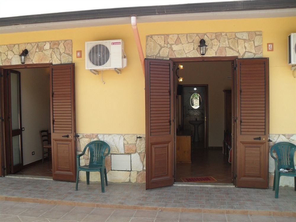Agriturismo La Targa Buonfornello ภายนอก รูปภาพ